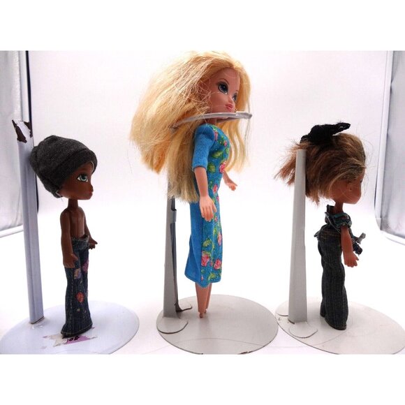 Moxie Girlz Doll and Bratz Lot of 3 Dolls  9 1/2" and 7" tall no feet - Picture 7 of 8